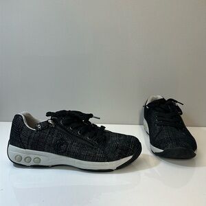 Therafit Francesca Walking Shoes Sneakers Size 7.5-8